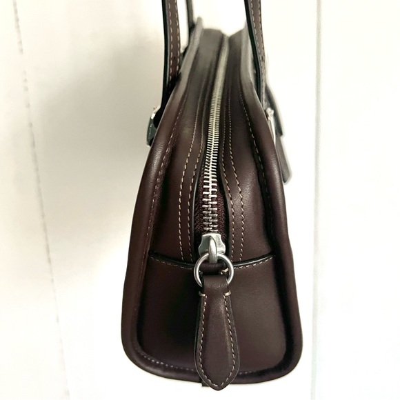 Coach Swing Zip Shoulder Bag Maple Brown Glovetanned Leather Buckle Purse CM565 - Picture 7 of 11